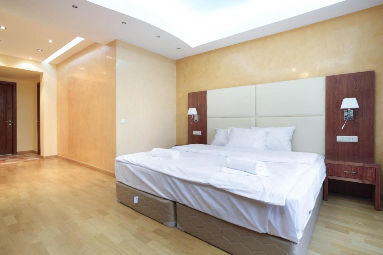Apart-Hotel on Sayat-Nova avenue Erévan Extérieur photo