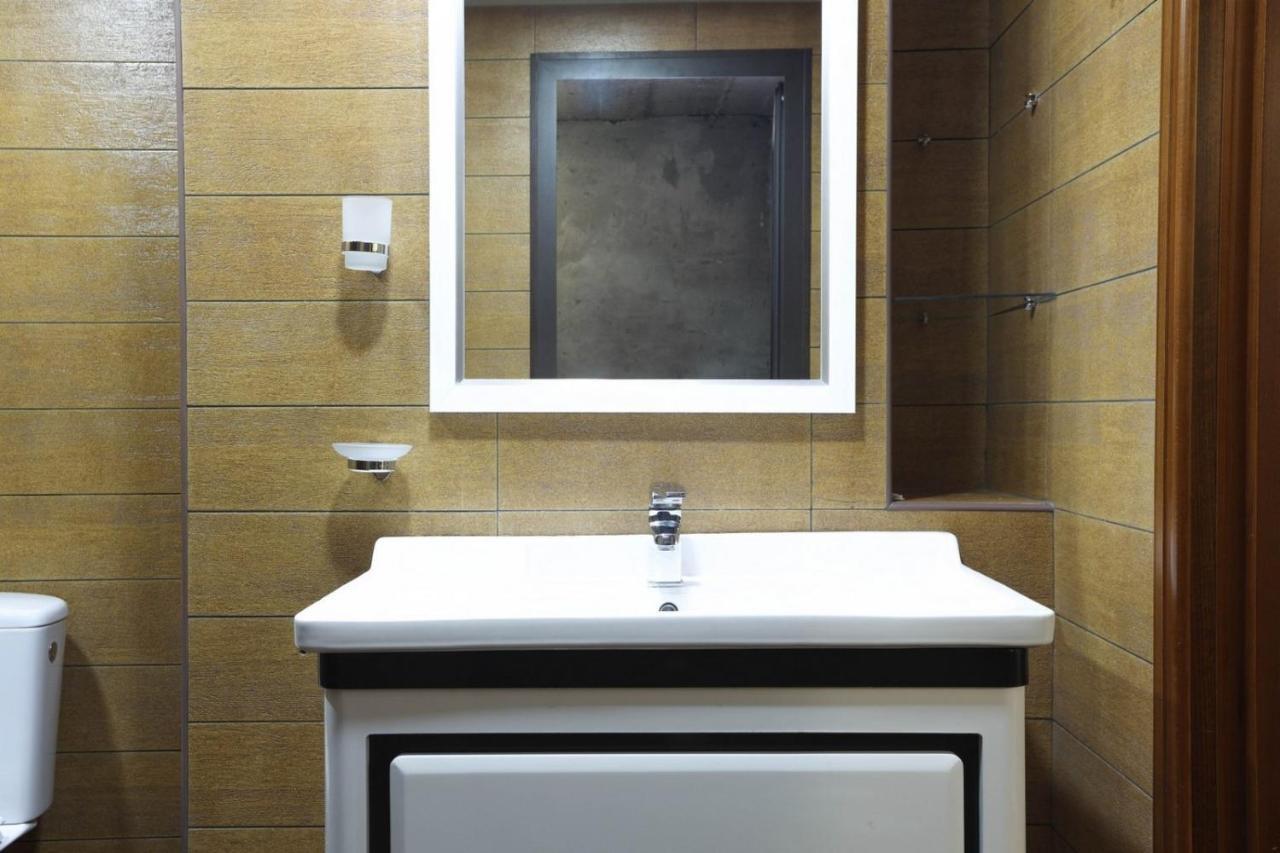 Apart-Hotel on Sayat-Nova avenue Erévan Extérieur photo