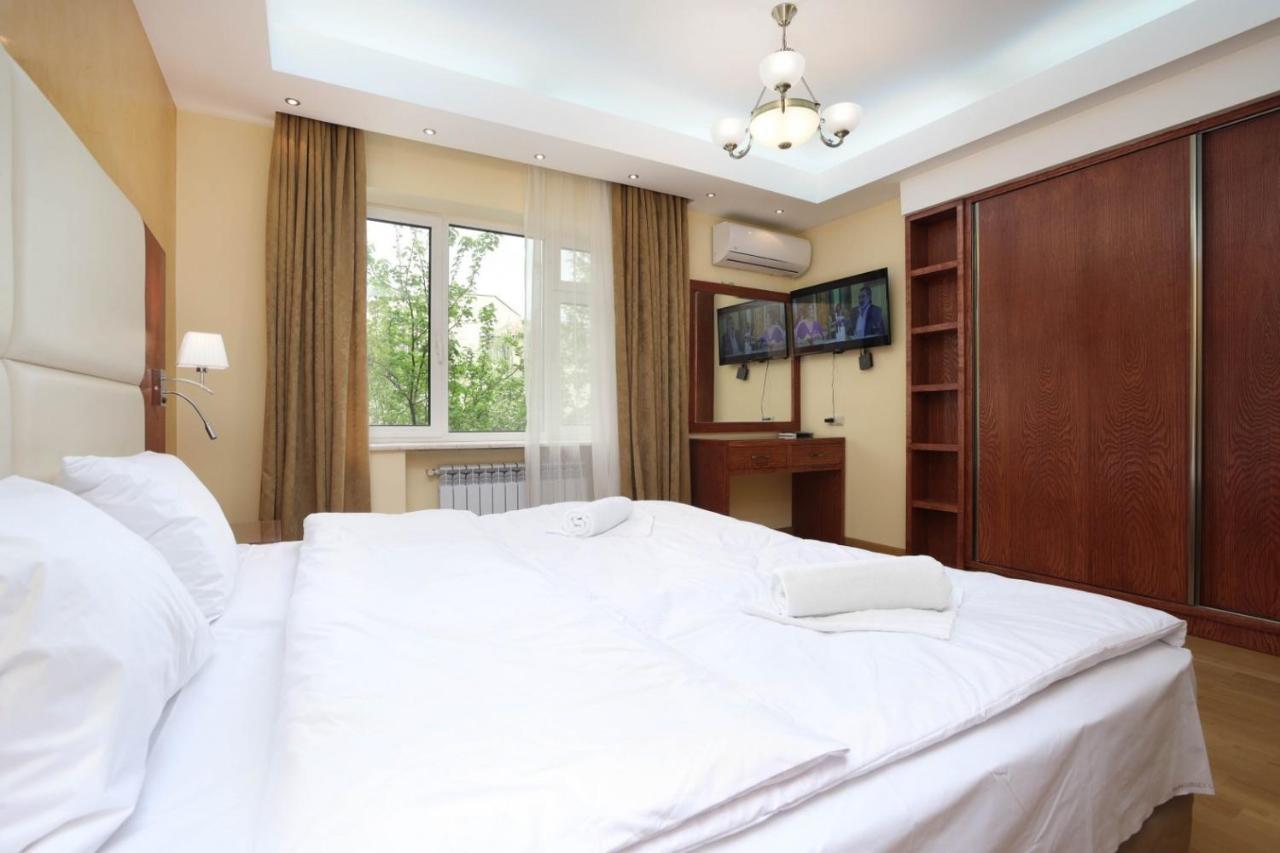 Apart-Hotel on Sayat-Nova avenue Erévan Extérieur photo