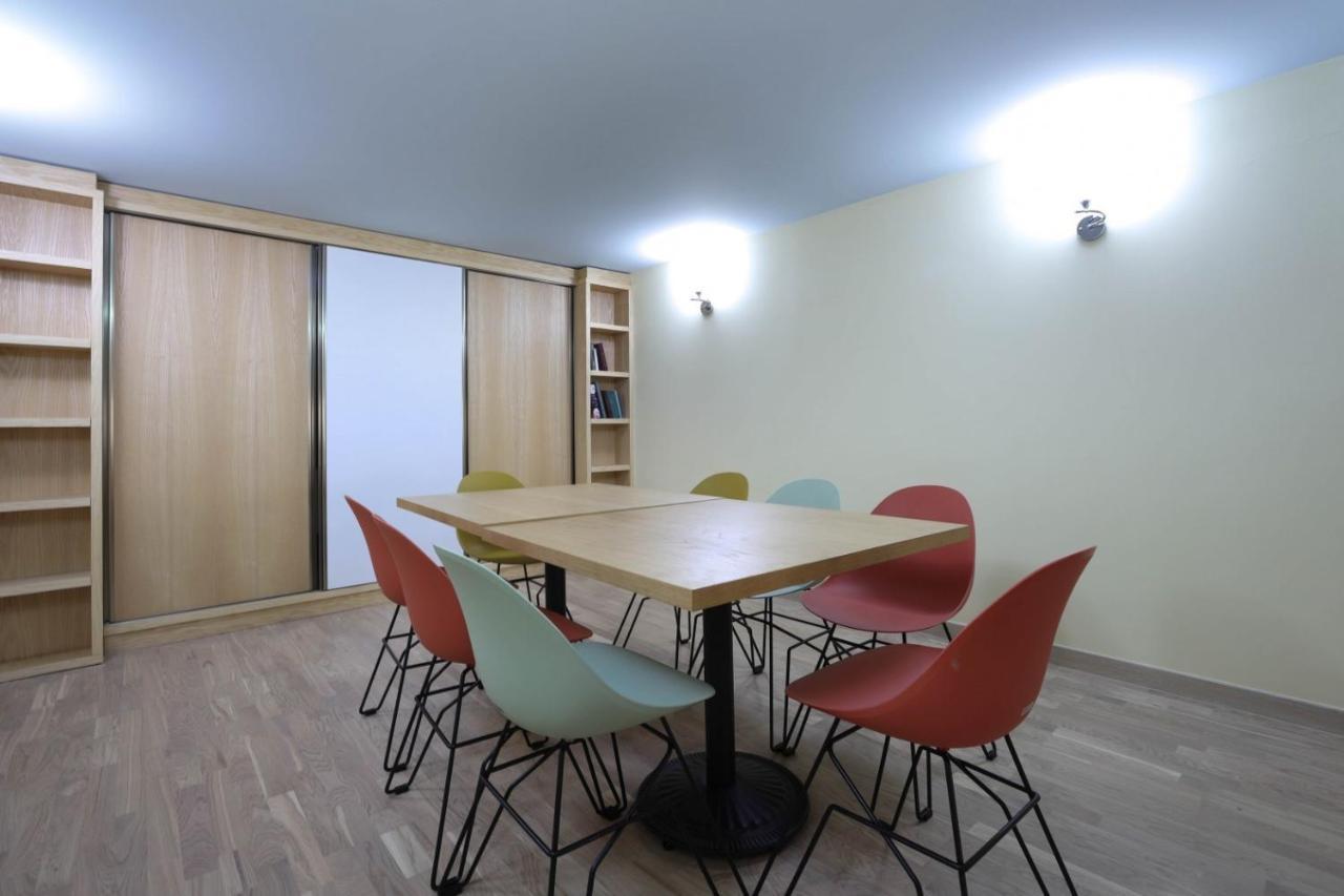 Apart-Hotel on Sayat-Nova avenue Erévan Extérieur photo